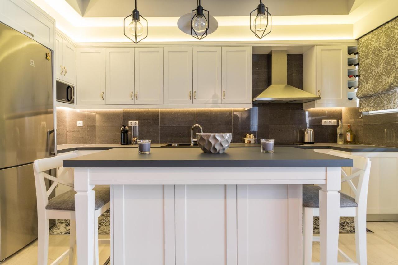 Comfortable And Spacious 2 Bdr Apt Атина Екстериор снимка