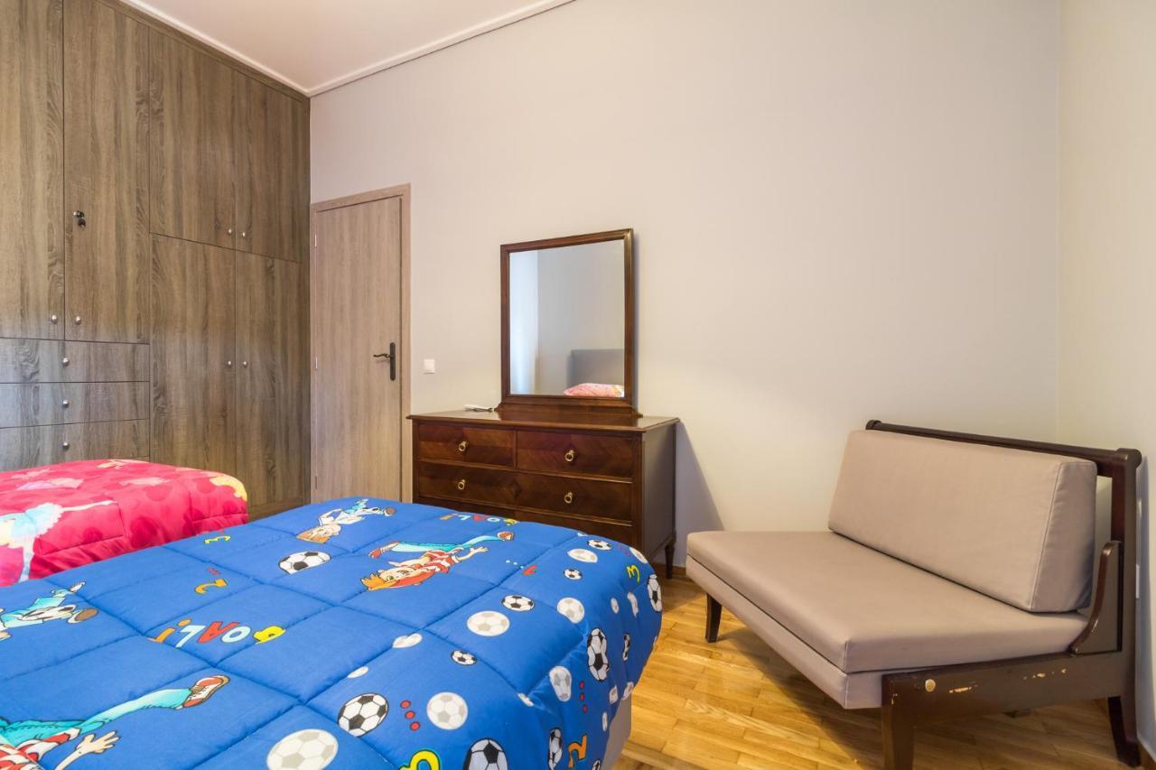 Comfortable And Spacious 2 Bdr Apt Атина Екстериор снимка