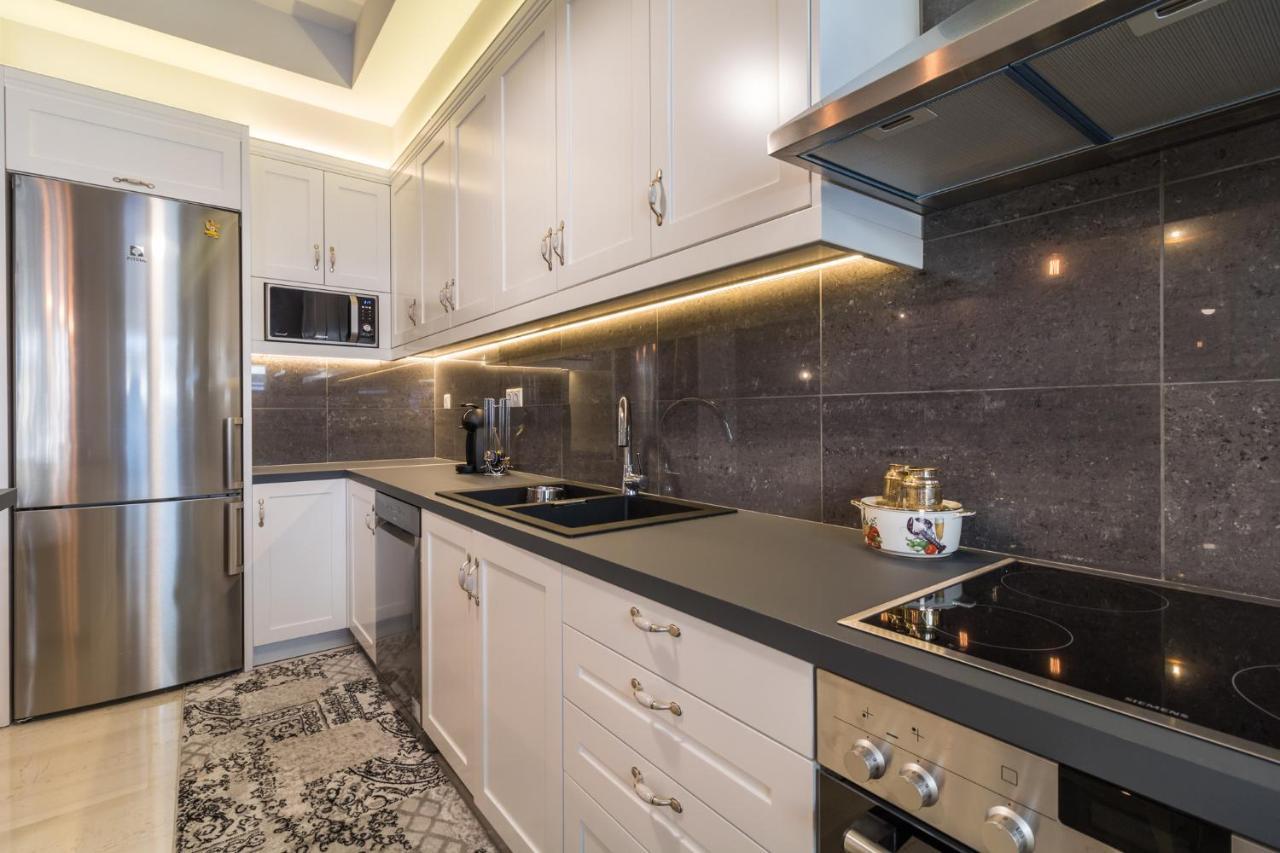 Comfortable And Spacious 2 Bdr Apt Атина Екстериор снимка